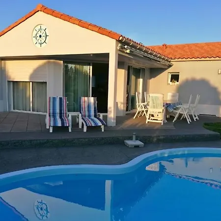 Villa Oasis - 3 Confortables - Piscine Privee & Barbecue *