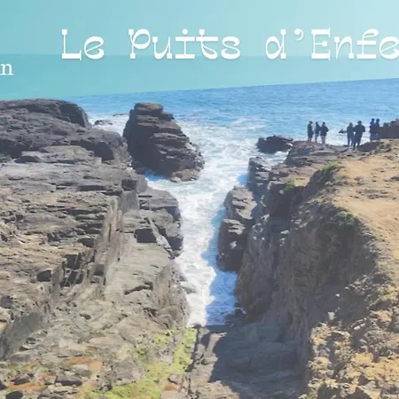 Splendid Oasis - 3 Bedrooms - Private Pool 莱萨布勒-多洛讷