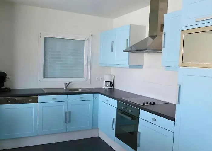 Splendid Oasis - 3 Bedrooms - Private Pool * 莱萨布勒-多洛讷