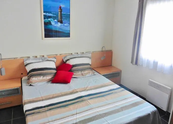 Splendid Oasis - 3 Bedrooms - Private Pool * 莱萨布勒-多洛讷